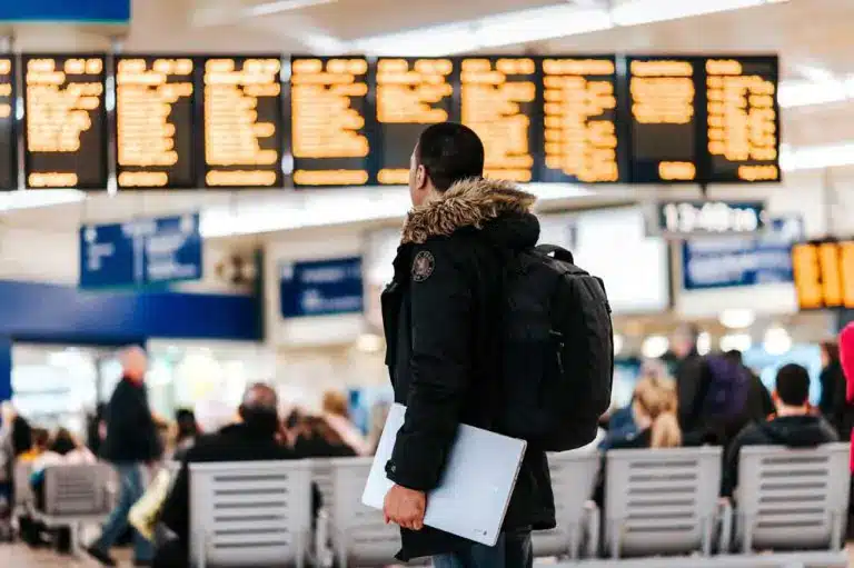 Blog 36 What You Need To Look For In An Airport Transfer Service 768x511 1